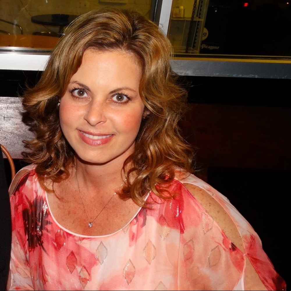 Meet your Posher, Lorrie